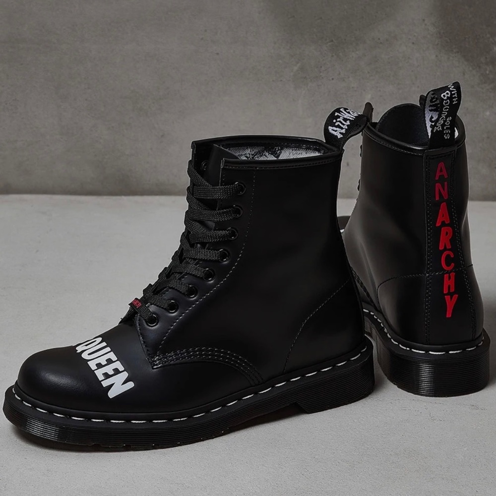 NWT Dr. Martens x Sex Pistols 1460
